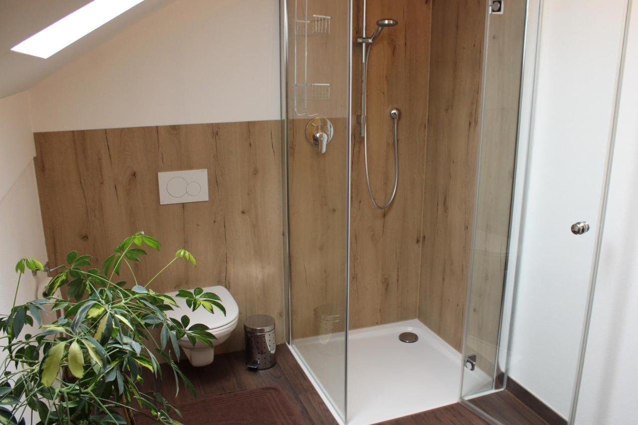 Ferienwohnung Am Dreiseithof ハウツェンベルク エクステリア 写真